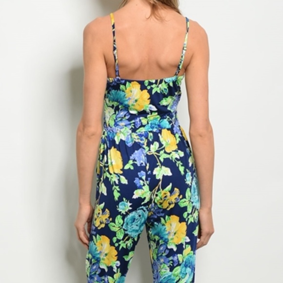 NAVY TROPICAL FLORAL  PRINT JUMPSUIT! - Picture 2 of 4
